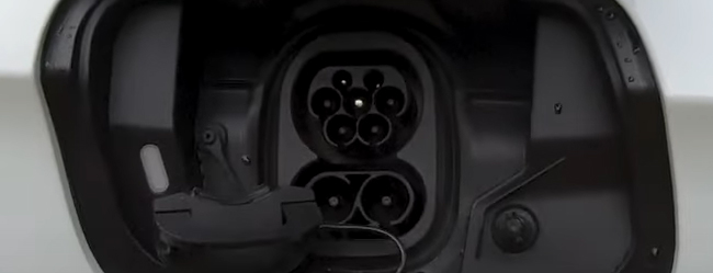 volkswagen-id-7-ricarica