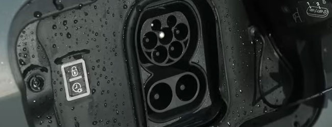 peugeot-e-3008-73-kwh-ricarica